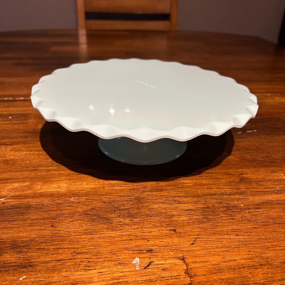 Elegant Blue Cake Stand